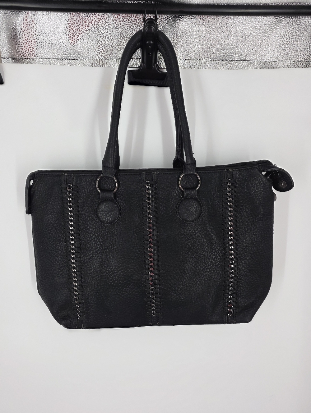 Feminas Black Pebbled Vegan Leather Chain Tote Bag OS